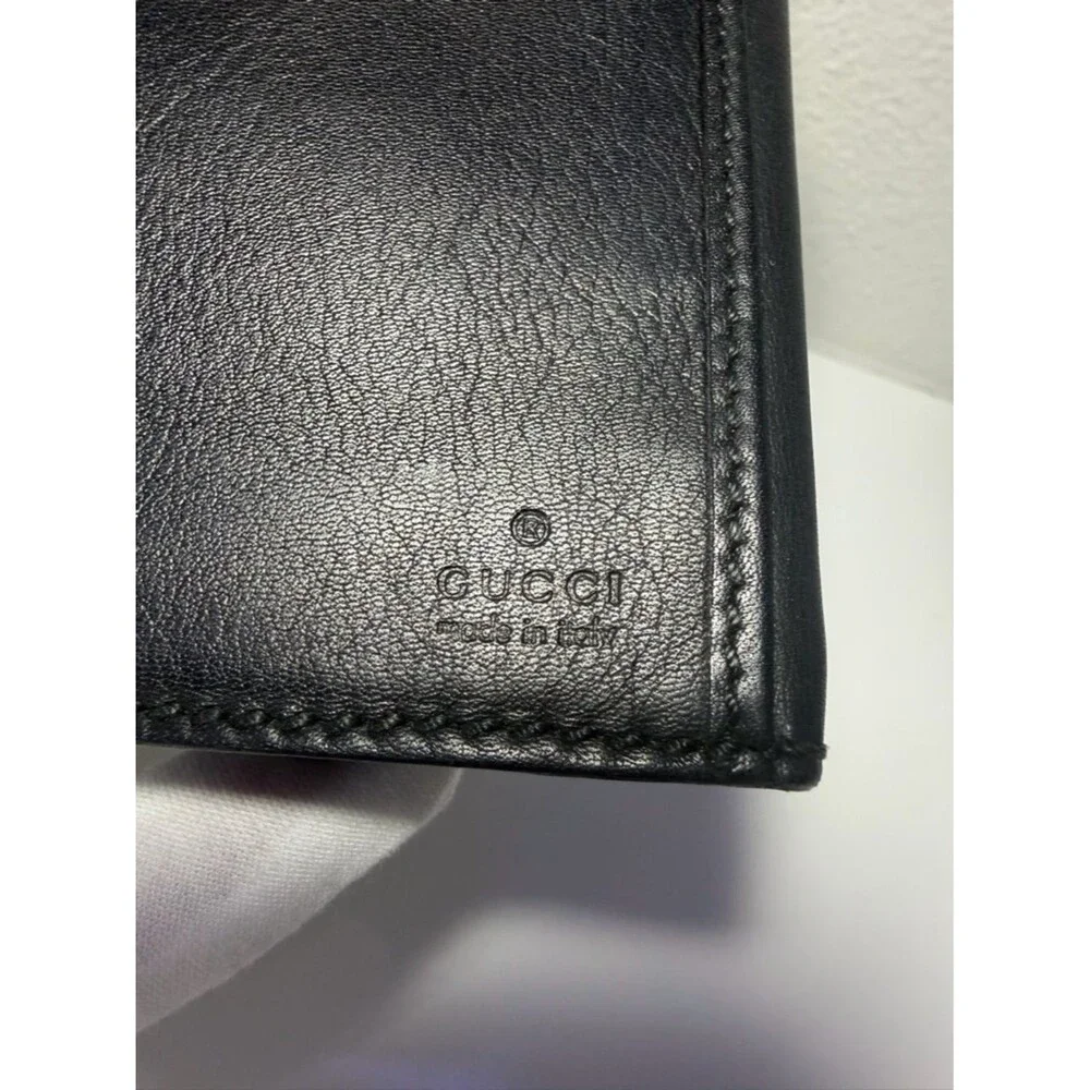 Black Leather Gucci Wallet with Silver 'G' Logo-COA included - Picture 5 of 16